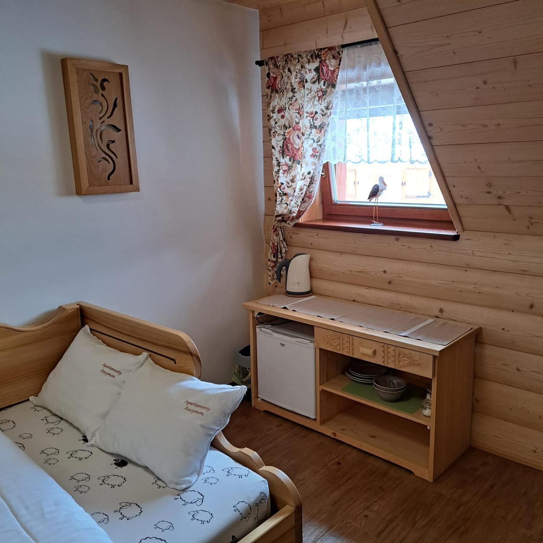 Apartamenty Ancymon Wegierska Gorka Bagian luar foto